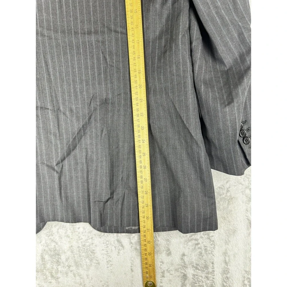 Canali Mens 38R Gray Pinstripe Wool Suit Blazer Jacket Made in Italy luxury